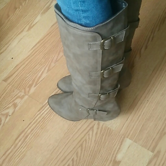 Brown Buckle Boots - Picture 2 of 8